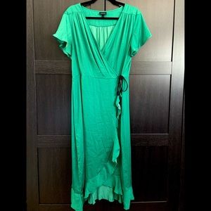 Who What Wear Kelly Green Silky Wrap Dress